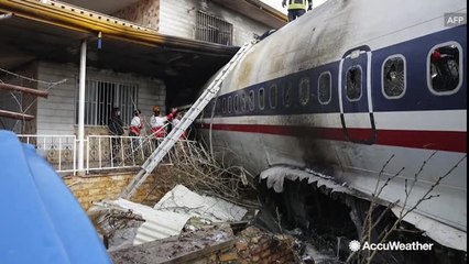 15 killed after plane crashes during rain and low visibility