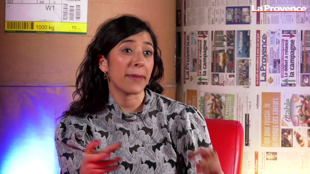 Avec "Amours solitaires" la Martégale Morgane Ortin immortalise les sentiments à l'ère du 2.0