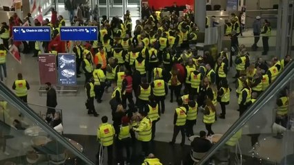 Budapesti járatokat is érint a német repülőtéri dolgozók keddi sztrájkja