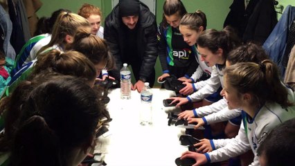 LE CHANT DE LA VICTOIRE DES U18F B.