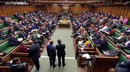 May pede a aprovação do acordo "pelo futuro do Reino Unido"