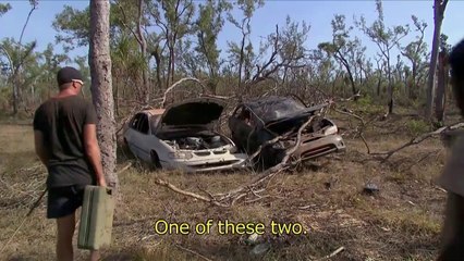 Ces africains retapent une vieille voiture abandonnée - les rois du bricolage