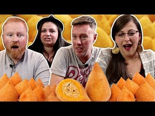 GRINGOS PROVANDO COXINHA DE FRANGO