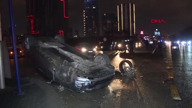 Ankara'da Zenit Kazan Erkek Voleybol Takımını Taşıyan Otobüs Kaza Yaptı