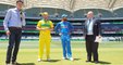 IND VS AUS 2nd ODI : ಟಾಸ್​ ಗೆದ್ದ ಆಸ್ಟ್ರೇಲಿಯಾ, ಬ್ಯಾಟಿಂಗ್​ ಆಯ್ಕೆ | Oneindia Kannada
