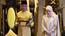 Sultan Abdullah takes oath as sixth Sultan of Pahang