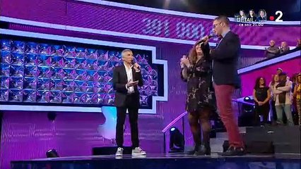 Le maestro Renaud de "N'oubliez pas les paroles" tire sa révérence avec émotion - Regardez