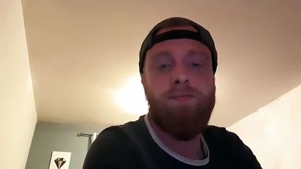 Le gilet jaune Maxime Nicolle poste une vidéo très ambiguë dans laquelle il remet en cause le pacifisme des gilets jaunes - Regardez