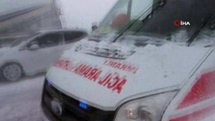 Kızıldağ Kar ve Tipi Nedeniyle Araç Ulaşımına Kapandı