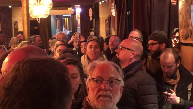 Je me suis retrouvée à la rue, en pyjama, avec mon enfant terrorisé. La colère d'une habitante dénonçant un manque de prise en charge après l'explosion à Paris