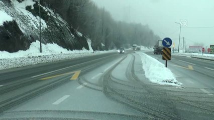 Bolu Dağı'nda Kar Yağışı Etkili Oluyor