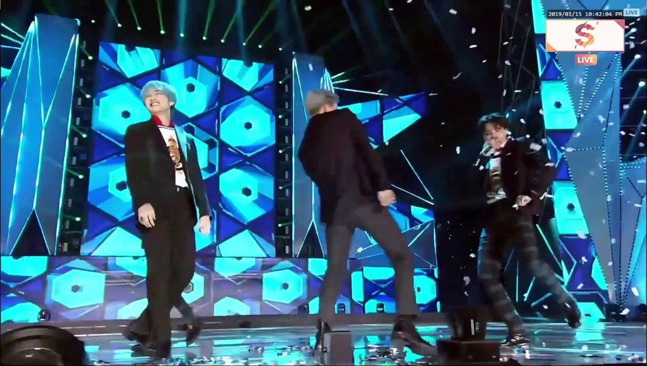 BTS at SMA 2019 - Encore Stage