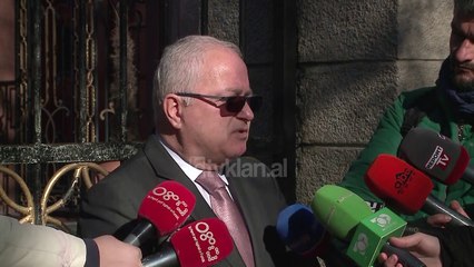 Kuvendi ne seance te jashtezakonshme, PD: Antikushtetuese!