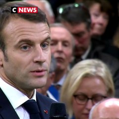 Emmanuel Macron : «faire du moment que traverse la France une chance»