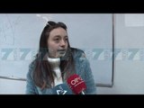 DISA STUDENTE MBLEDHIN FIRMA PRO MESIMIT DISA VIJOJNE NGUJIMIN - News, Lajme - Kanali 7