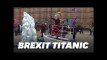 Brexit: des manifestants parodient le débat façon 