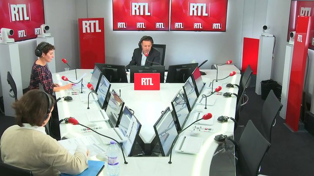 Les actualités de 18h - Ces cahiers doivent être des cahiers de droits et de devoirs , dit Macron