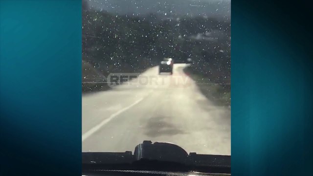Balili në pranga pas dy vitesh në arrati, Report Tv sjell pamje ekskluzive para dhe gjatë dorëzimit