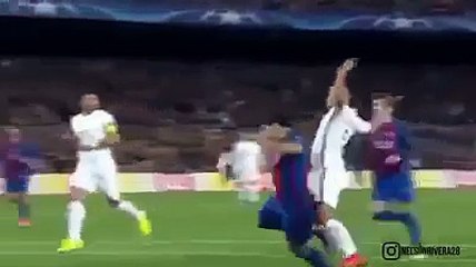 Luis Suarez se  fait parodié à cause de sa simulation