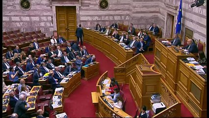 Pattanásig feszült a helyzet a görög belpolitikában