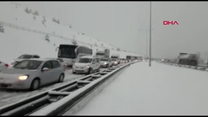 Bolu'da Kar Nedeniyle Çok Sayıda Kaza Meydana Geldi