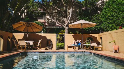 Pool Cleaning from The Pool Doc