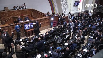 Parlamento ofrece amnistía a militares que desconozcan a Maduro