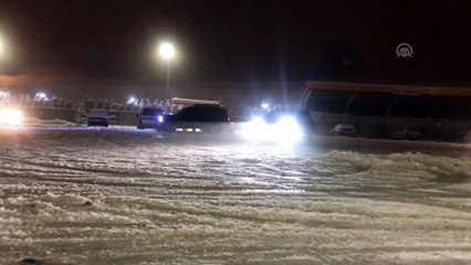 Karlı zeminde 'drift' denediler - DENİZLİ