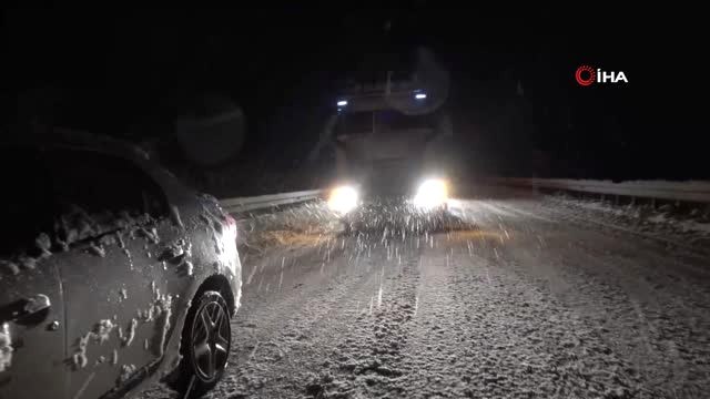 Bursa Ankara Yolunda Mahsur Kalanların Yardımına İnegöl Belediyesi Koştu