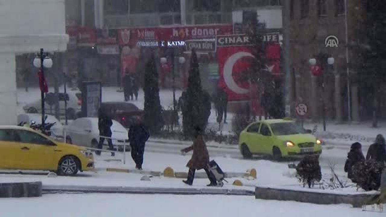 Ulaşıma Kar Engeli