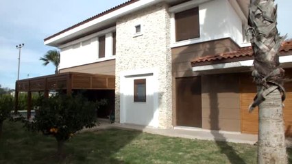 Ünlü Bir Şovmenin Oğlu Olduğunu Bilmiyorduk"