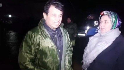 Yağış ve fırtına sonrası iş yerlerini su bastı, evin çatısı uçtu, ağaçlar kökünden söküldü