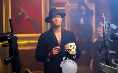 محمد رمضان يستعرض أسطول سياراته على أنغام "مافيا"