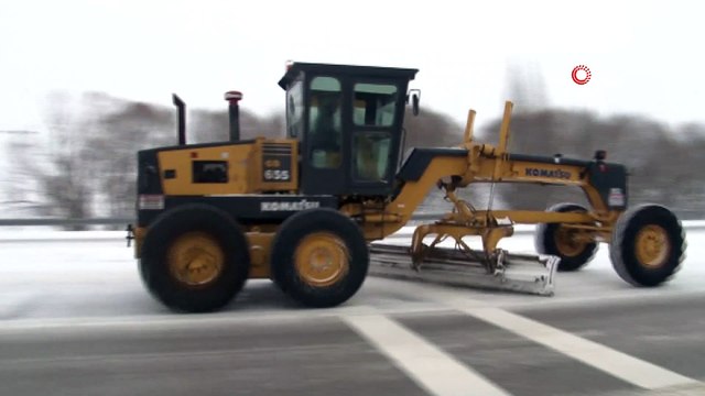 Konya-Antalya karayolunda ulaşım güçlükle sağlanıyor