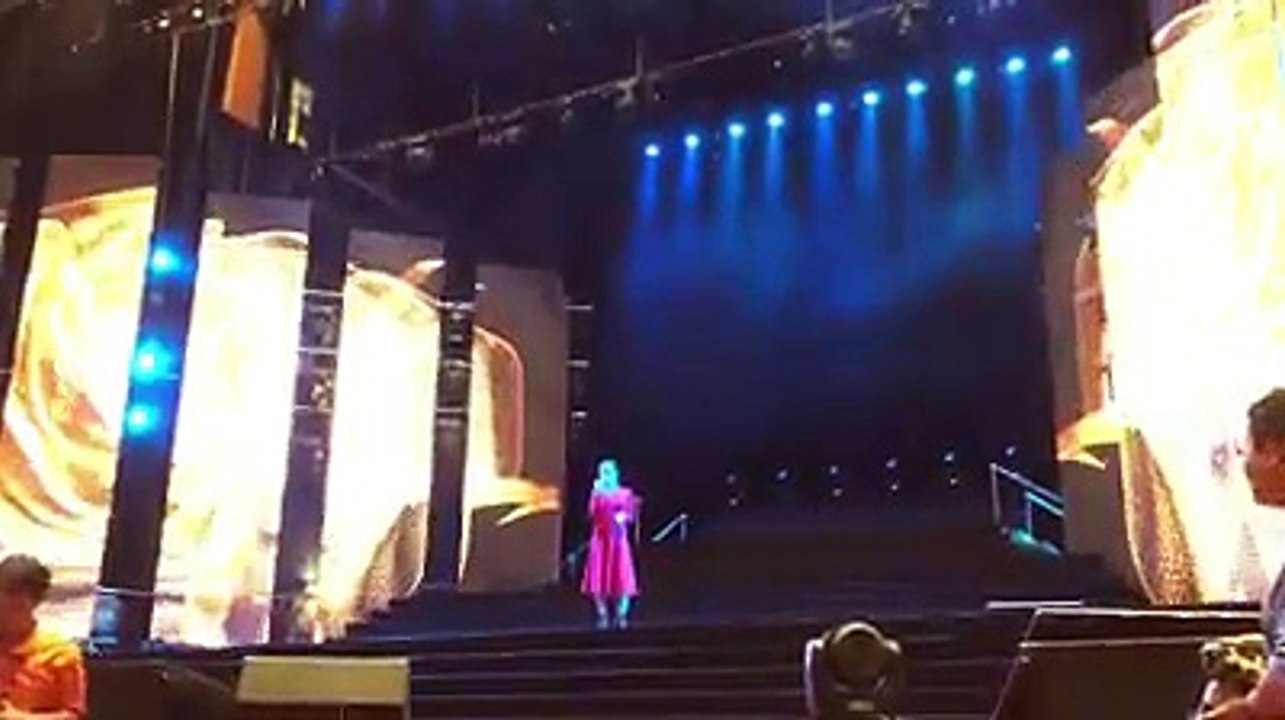 Thu Ca - Lệ Quyên