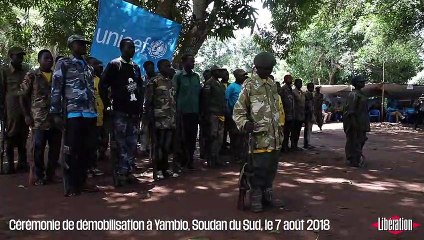 Cérémonie de démobilisation d'enfants soldats