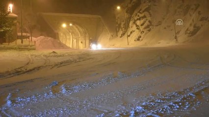 Zigana Dağı'nda Kar Yağışı