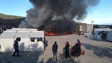 Φωτιά στη Μόρια (βίντεο+φωτο)