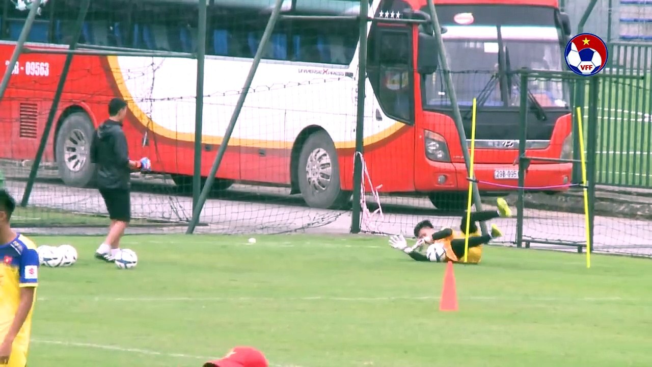 Đội tuyển U22 Việt Nam tập luyện trước thềm giải U22 Đông Nam Á | VFF Channel