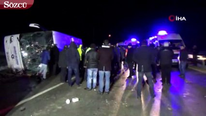 Amasya'da yolcu otobüsü devrildi: 2 ölü, 35 yaralı