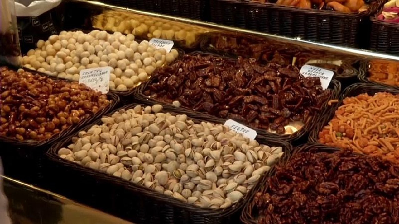 Meno carne e più verdure e noci per salvare il pianeta