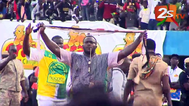 TOUSS MODOU LO LORS DE SON COMBAT CONTRE BALLA GAYE 2