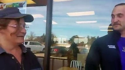 Une employée de McDonald's  reçoit la surprise de sa vie