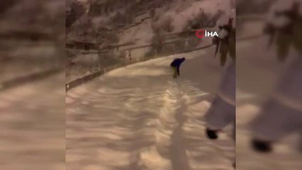 2 Bin Rakımlı Dağdan Snowboard ile Kaydı