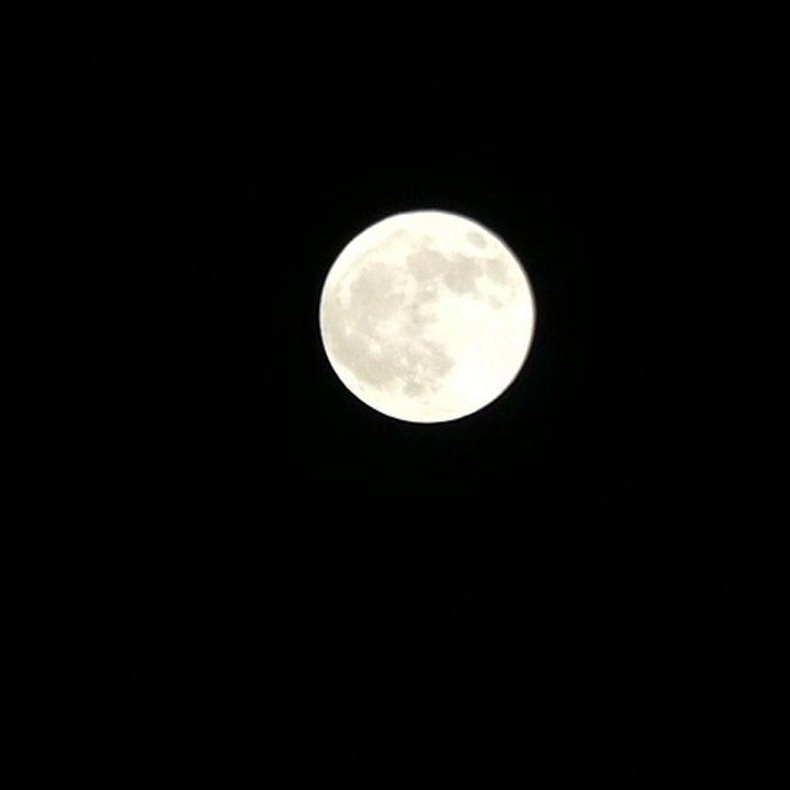 4K lune froide