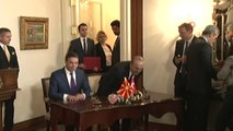 Bakan Çavuşoğlu, Makedonyalı Mevkidaşı ile Ortak Basın Toplantısı Düzenledi