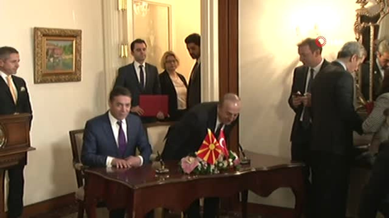 Bakan Çavuşoğlu, Makedonyalı Mevkidaşı ile Ortak Basın Toplantısı Düzenledi
