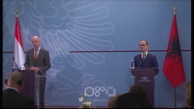 Ora News - Një gabim? Bushati: Duhet të kem bërë më shumë, por s'ka ardhur ende koha e reflektimit