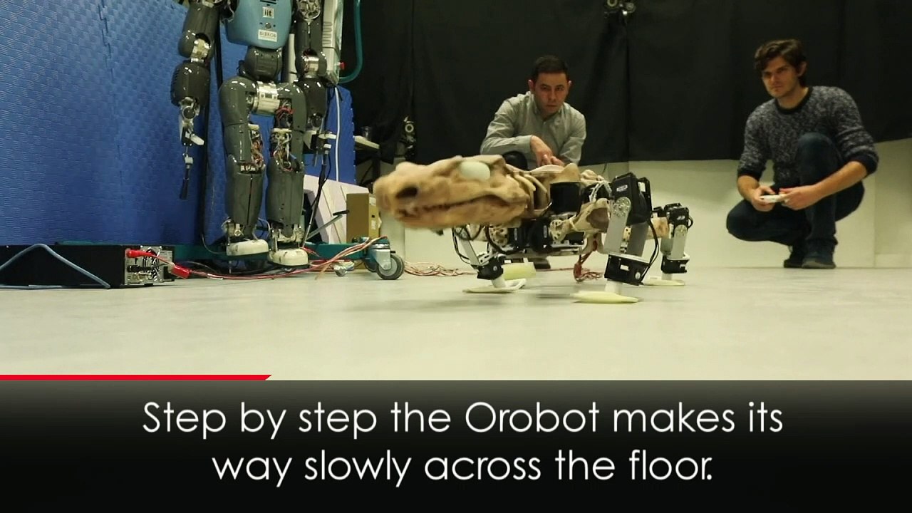 Robot replicates steps of 290-million-year-old creature