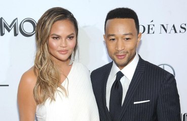 Chrissy Teigen and John Legend are apologetic arguers